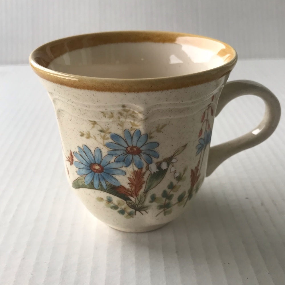 Set Of 2 Vintage “Blue Daisies” By Mikasa Coffee/Tea Cups